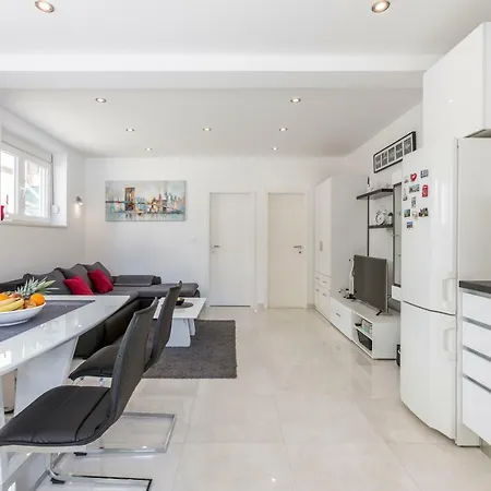 Apartments Amore Apartment Split