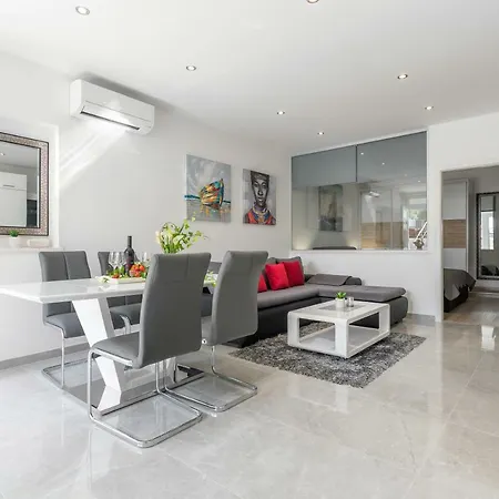 Apartments Amore Apartment *